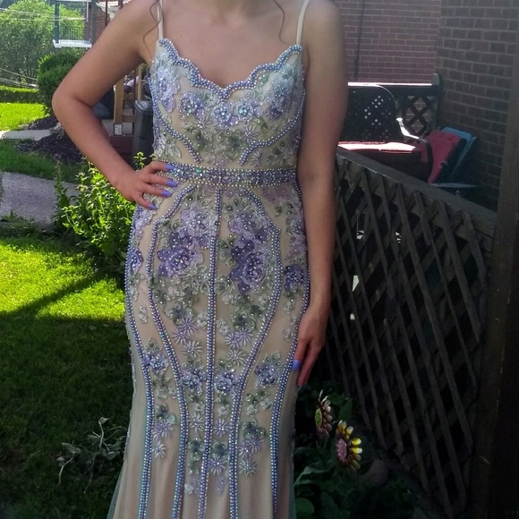 Jovani formal gown - Picture 6 of 7